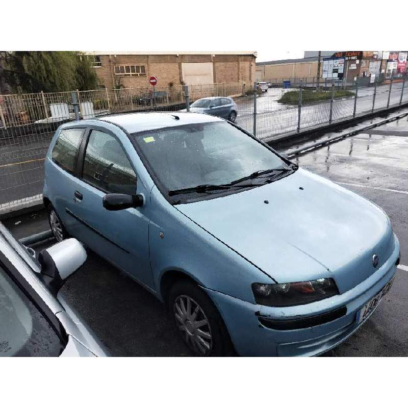 FIAT PUNTO BERLINA (188)