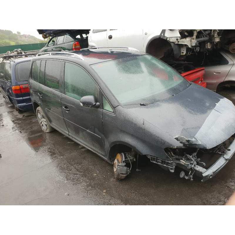 VOLKSWAGEN TOURAN (1T2)