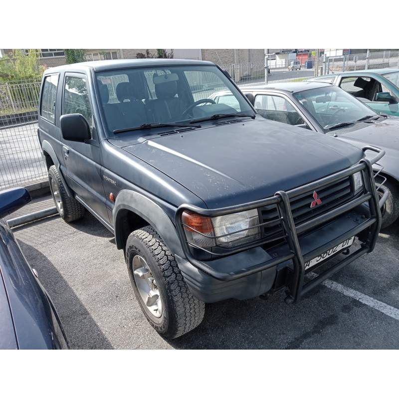 MITSUBISHI MONTERO (V20/V40)