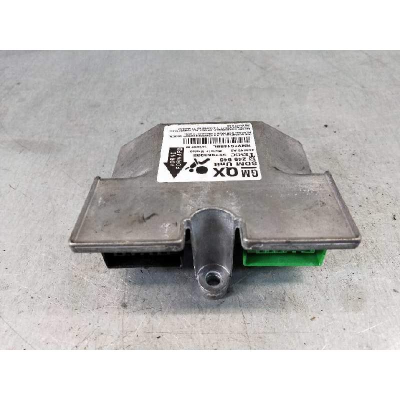 Recambio de centralita airbag para opel zafira b 1.8 16v referencia OEM IAM 13246046 327963935 2005