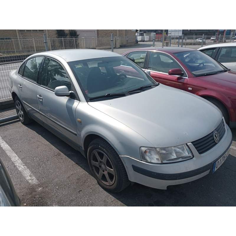 VOLKSWAGEN PASSAT B5 (3B2)
