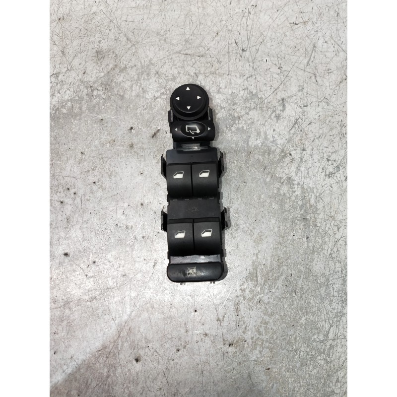 Recambio de mando elevalunas delantero izquierdo para peugeot 307 (s1) xt referencia OEM IAM   5P