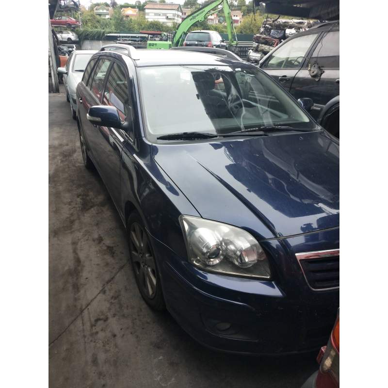 TOYOTA AVENSIS WAGON (T25)