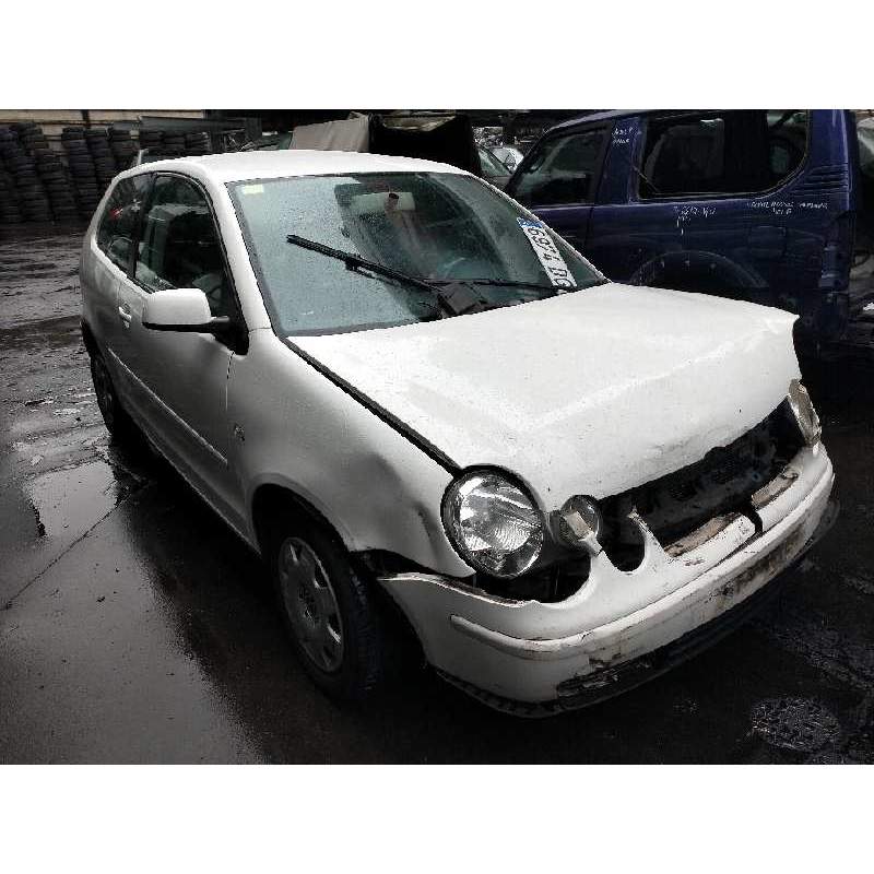 VOLKSWAGEN POLO (9N1)