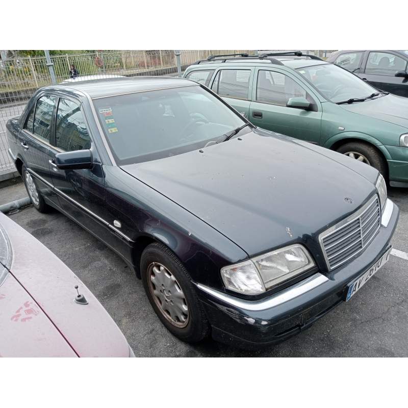 MERCEDES-BENZ CLASE C (W202) BERLINA