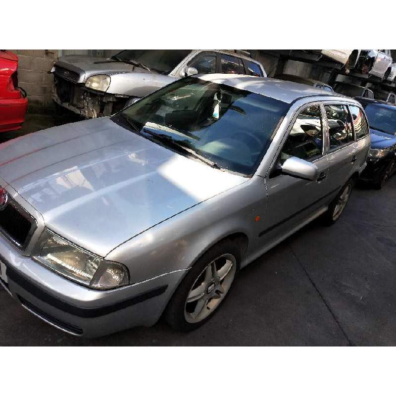 SKODA OCTAVIA COMBI (1U5)
