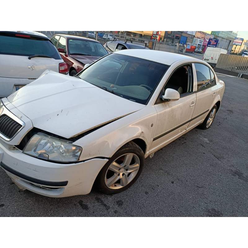 SKODA SUPERB (3U4)