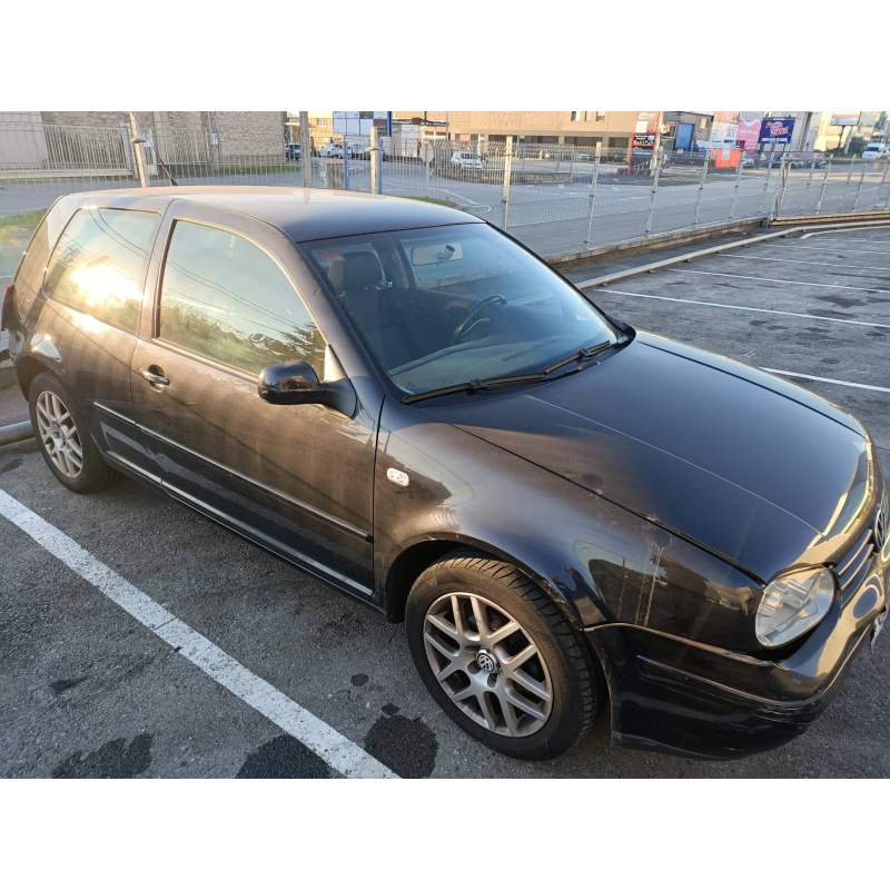 VOLKSWAGEN GOLF IV BERLINA (1J1)