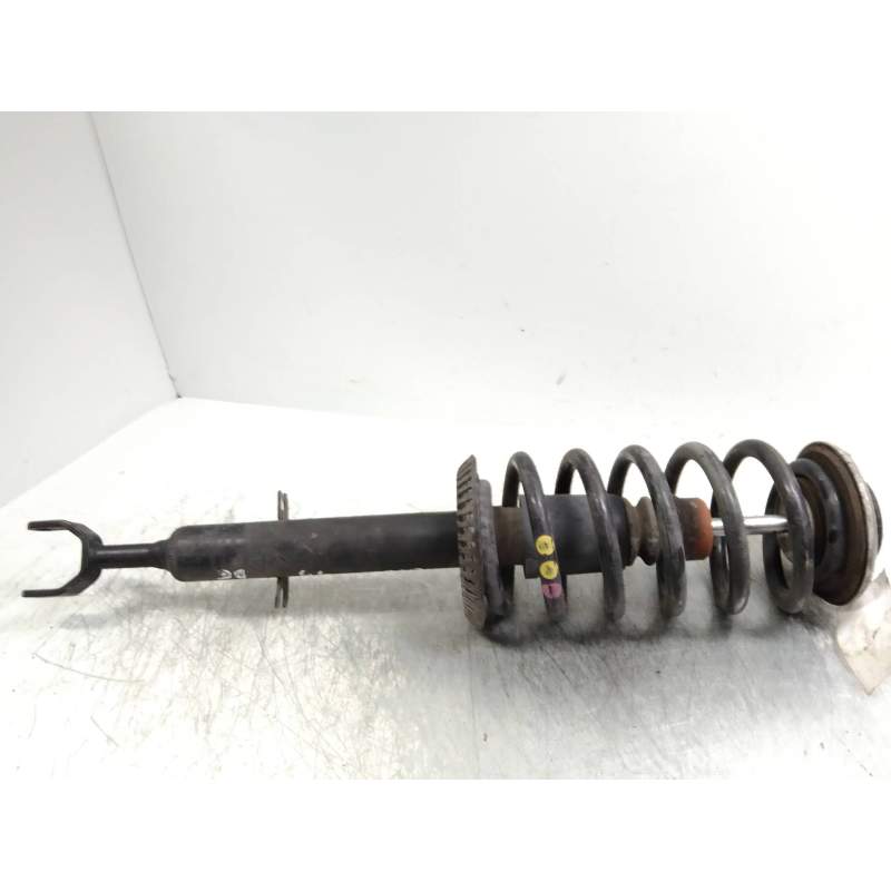 Recambio de amortiguador delantero derecho para audi a8 (d2) 4.2 v8 40v referencia OEM IAM 4D0413031BN  