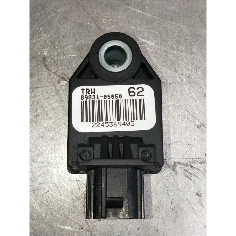 Recambio de sensor para toyota avensis advance referencia OEM IAM 8983105050 2245369405 