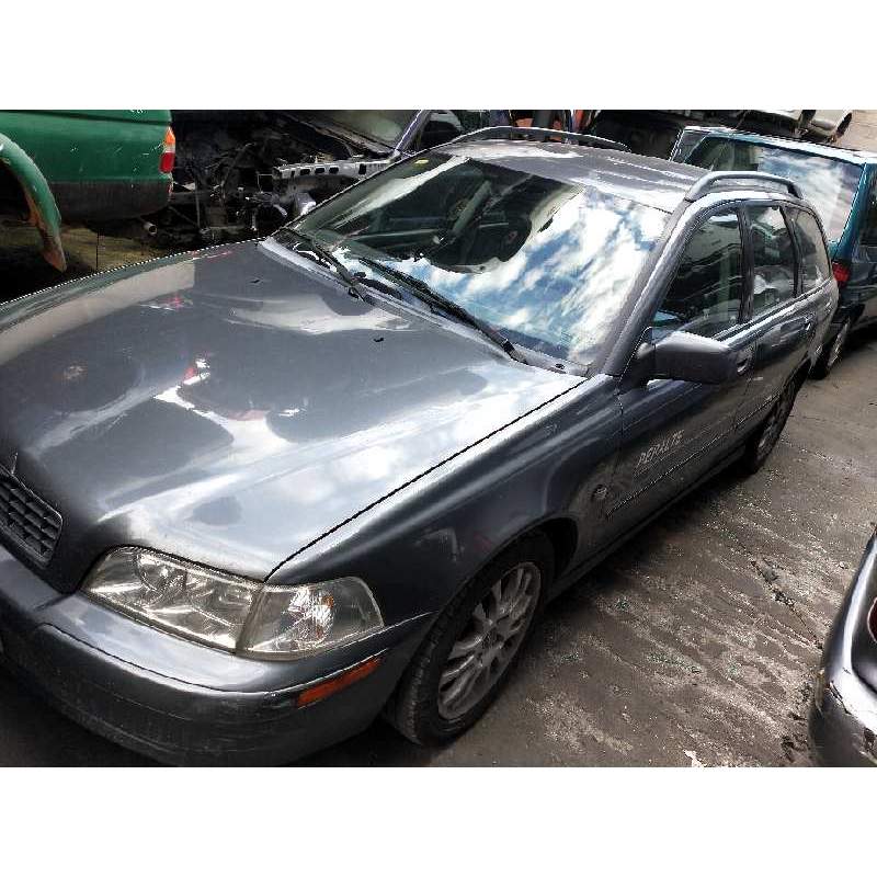 VOLVO V40 FAMILIAR
