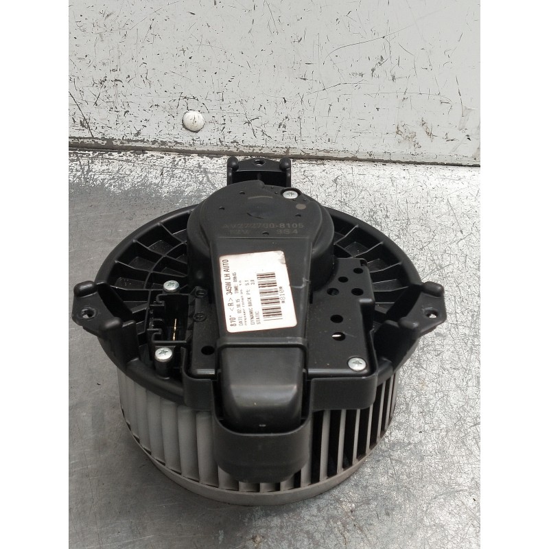 Recambio de motor calefaccion para toyota avensis advance referencia OEM IAM AV2727008105  