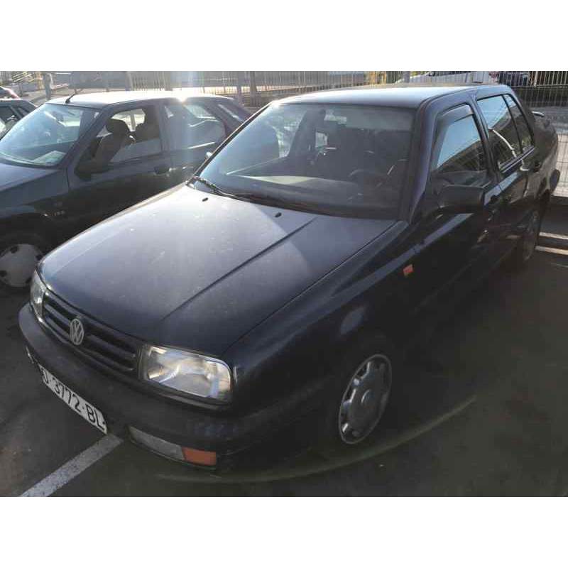 VOLKSWAGEN VENTO (1H2)