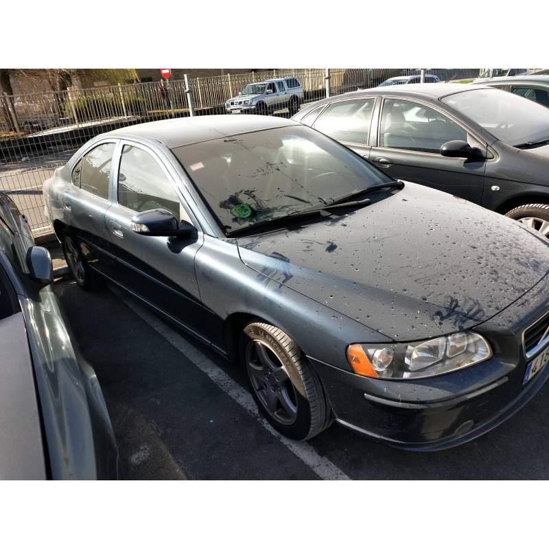VOLVO S60 BERLINA