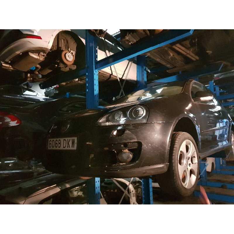 VOLKSWAGEN GOLF V BERLINA (1K1)