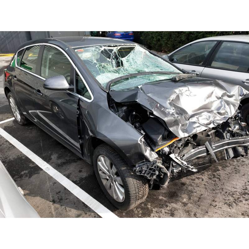 OPEL ASTRA J LIM.