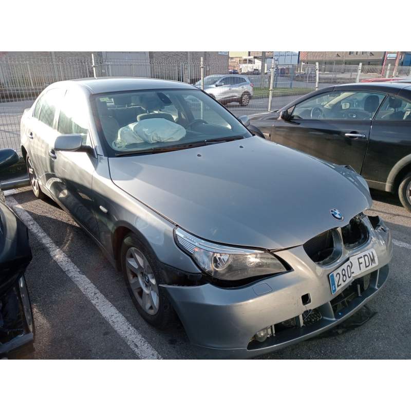 BMW 5 (E60)