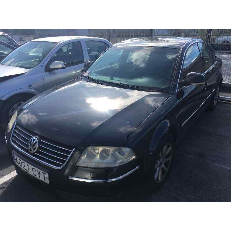 VOLKSWAGEN PASSAT BERLINA (3B3)