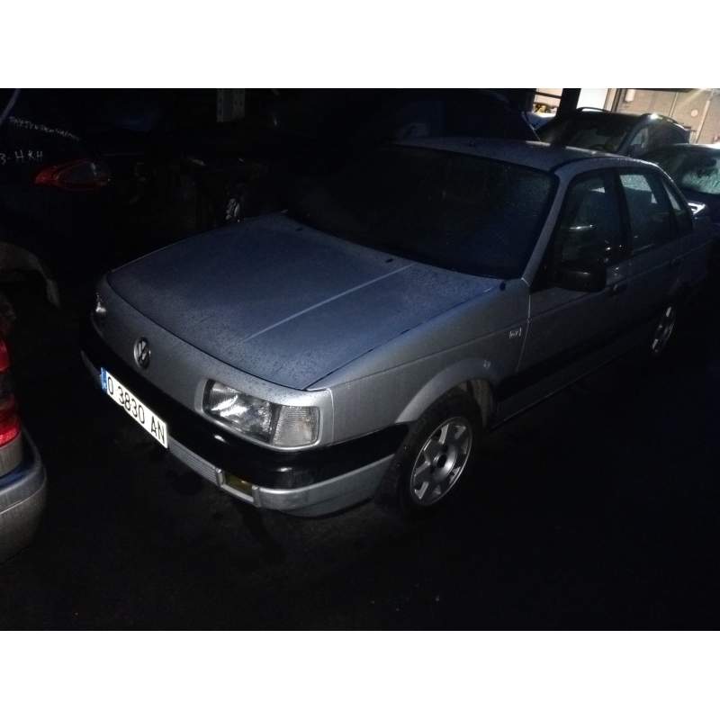 VOLKSWAGEN PASSAT BERLINA (312)