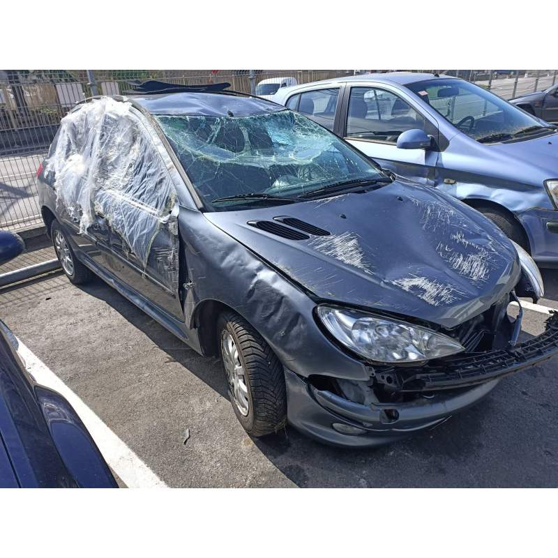 PEUGEOT 206 BERLINA