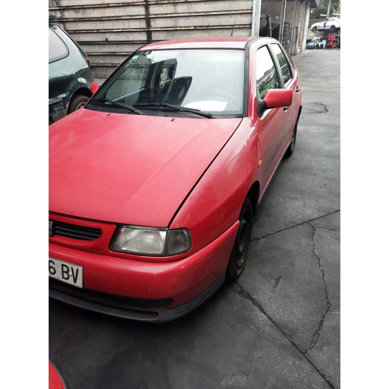 SEAT CORDOBA BERLINA (6K2)