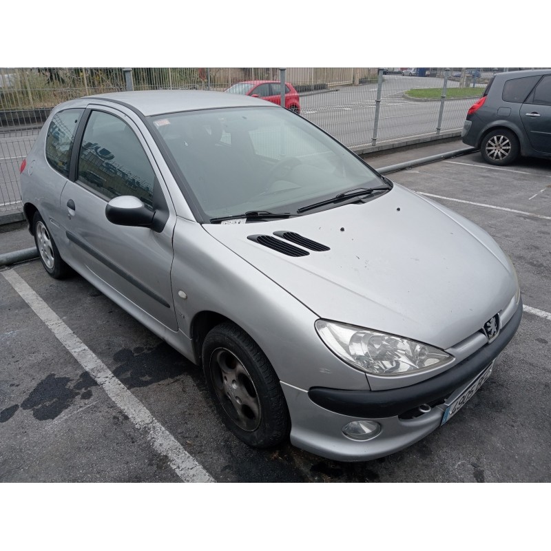 peugeot 206 berlina del año 1998