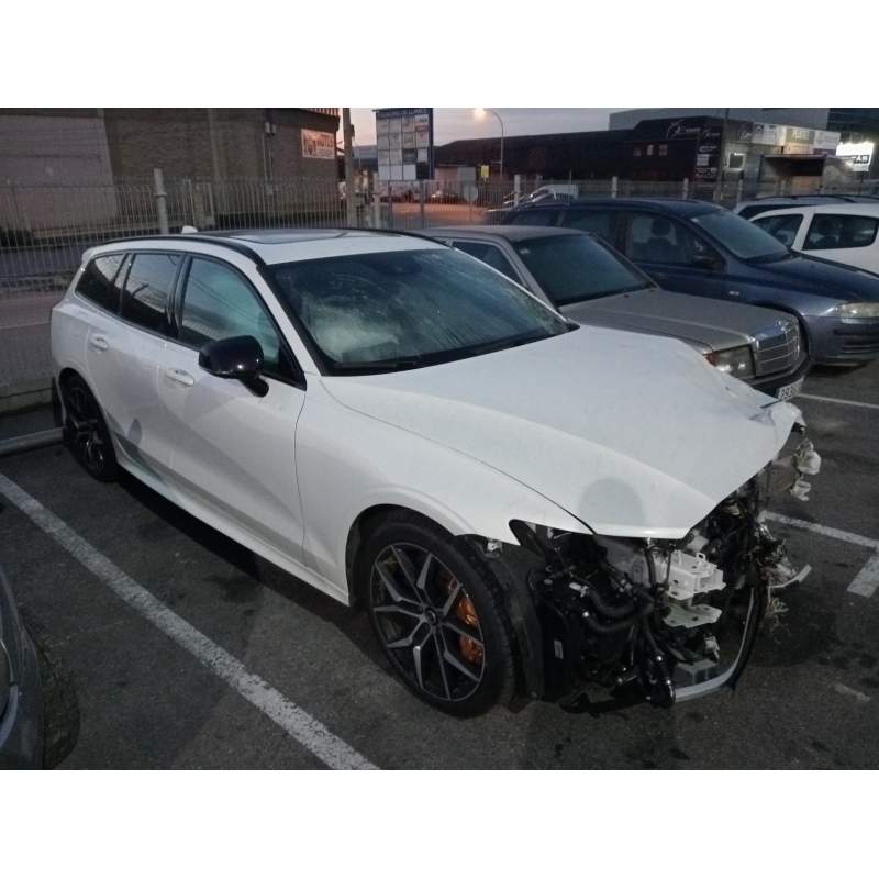 VOLVO V60 FAMILIAR