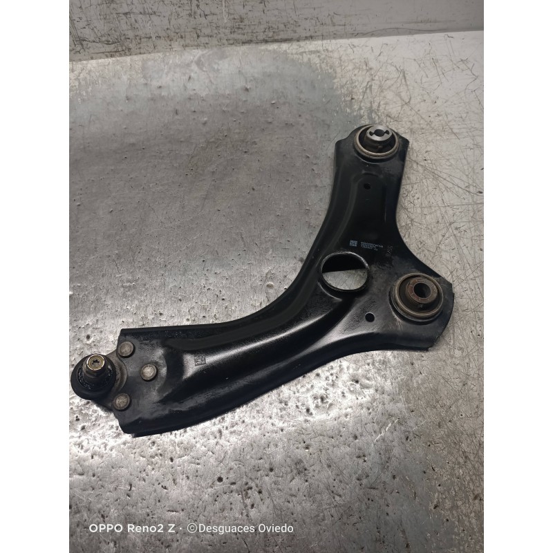 Recambio de brazo suspension inferior delantero derecho para renault captur ii 1.0 referencia OEM IAM 045814R  