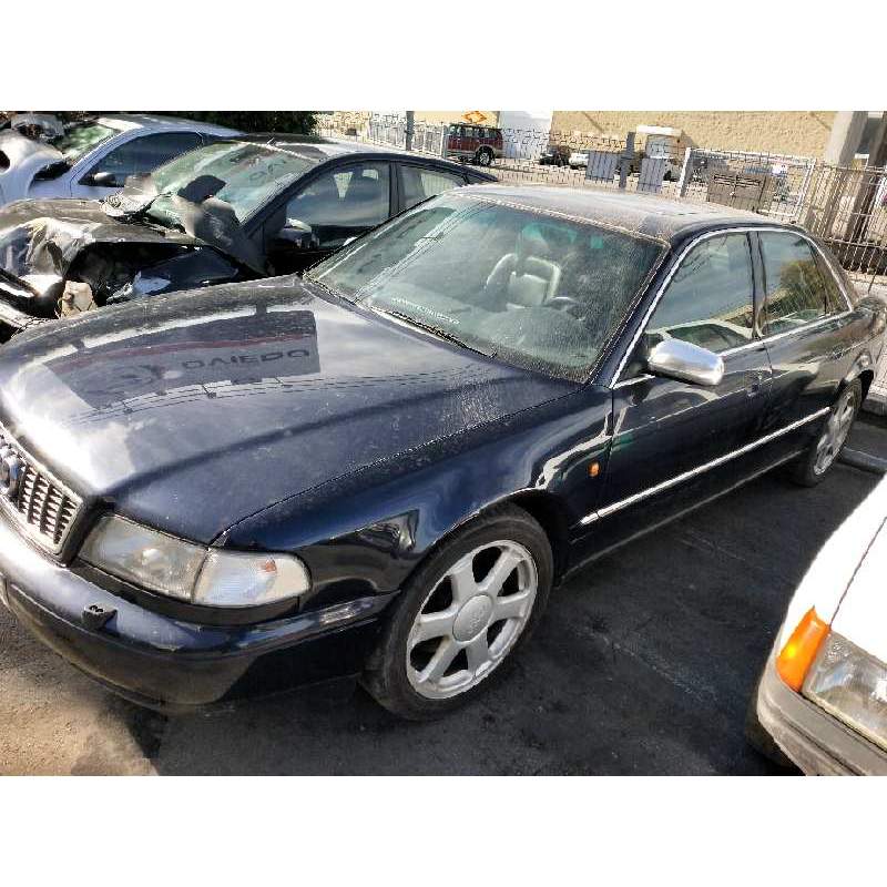AUDI S8 (D2)