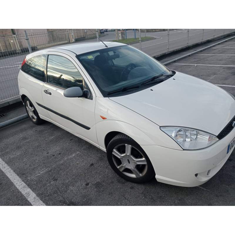 FORD FOCUS BERLINA (CAK)