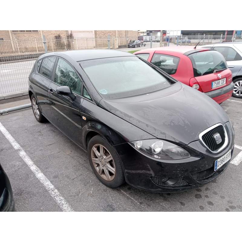 SEAT LEON (1P1)