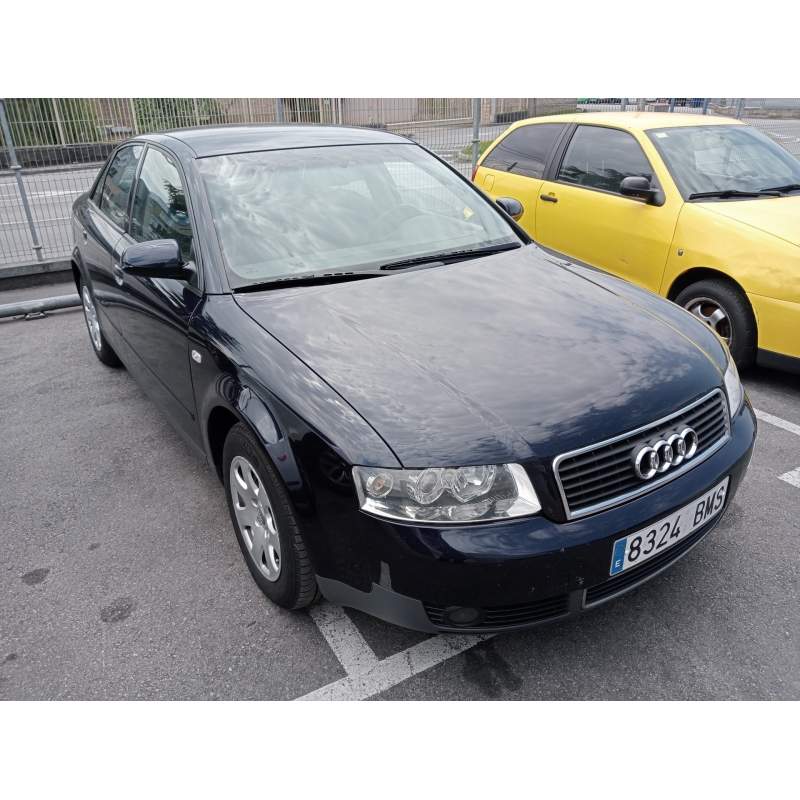 AUDI A4 BERLINA (8E)