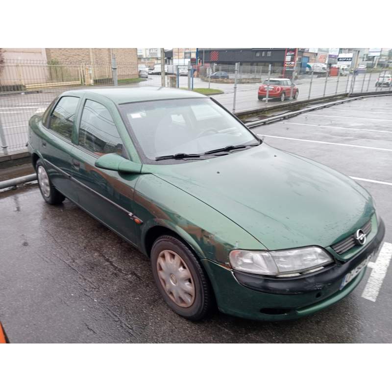 OPEL VECTRA B BERLINA