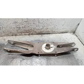 BRAZO SUSPENSION INFERIOR TRASERO DERECHO 