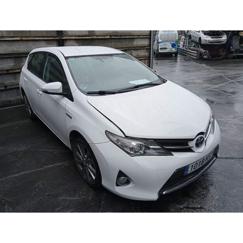 TOYOTA AURIS (_E18_)