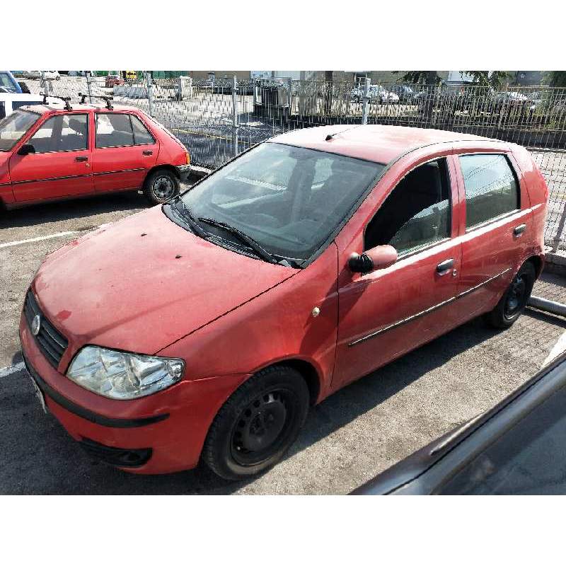 FIAT PUNTO BERLINA (188)