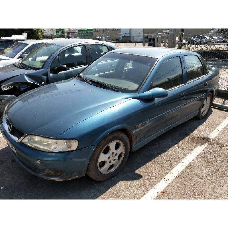 OPEL VECTRA B BERLINA