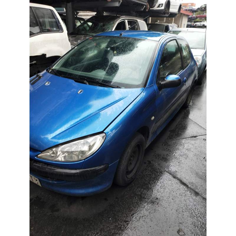 PEUGEOT 206 BERLINA