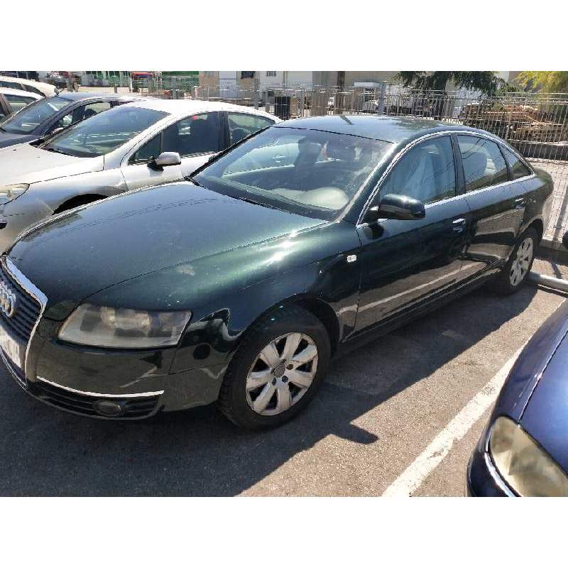 AUDI A6 BERLINA (4F2)