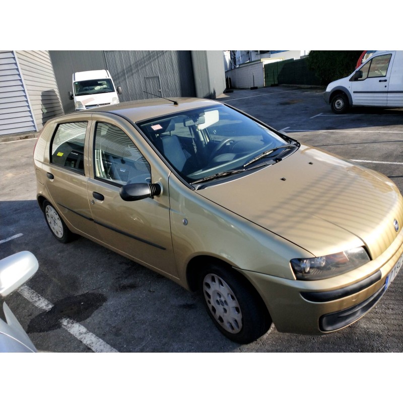 fiat punto berlina (188) del año 2001