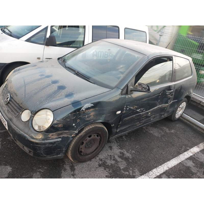 VOLKSWAGEN POLO (9N1)