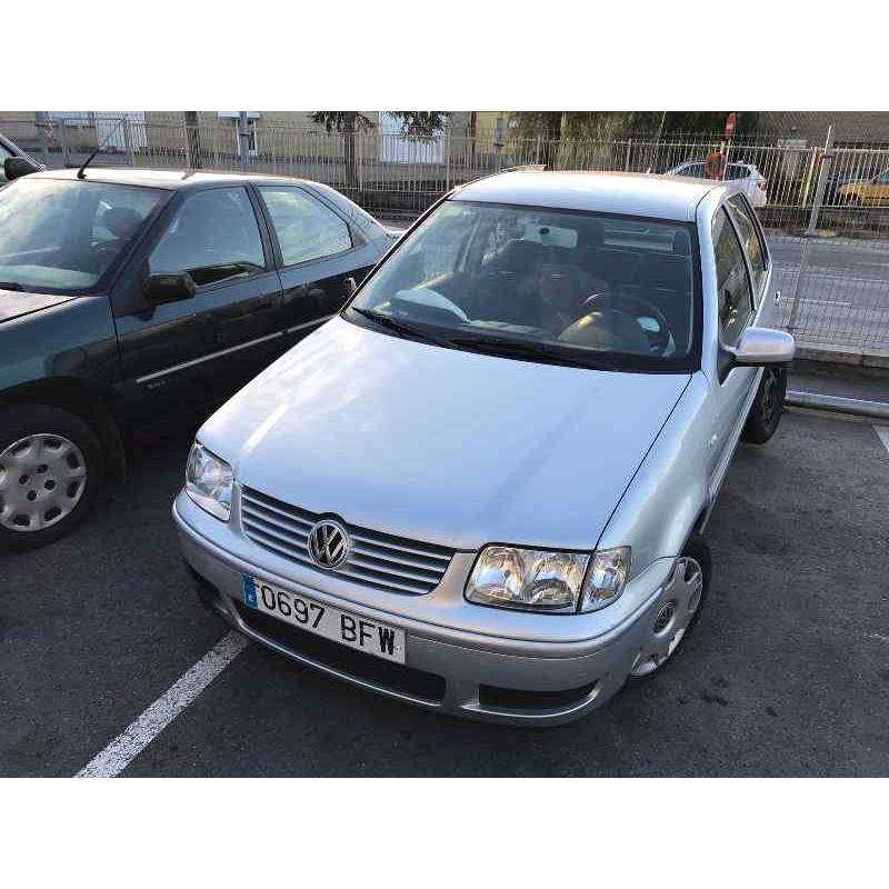 VOLKSWAGEN POLO (9N1)