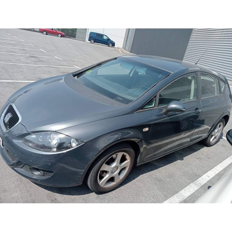 SEAT LEON (1P1)