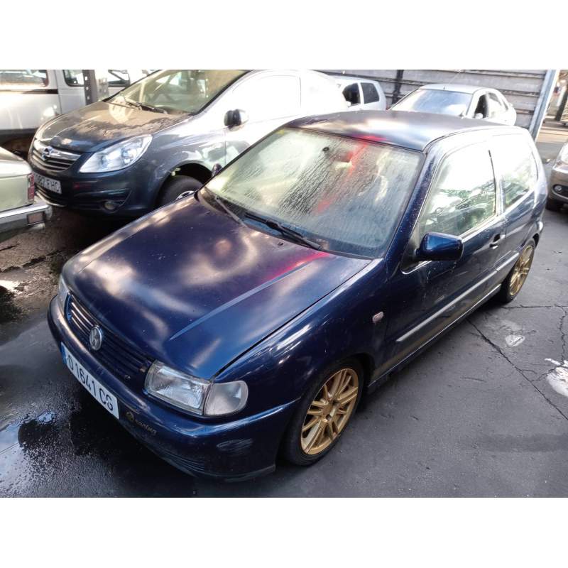 VOLKSWAGEN POLO BERLINA (6N1)