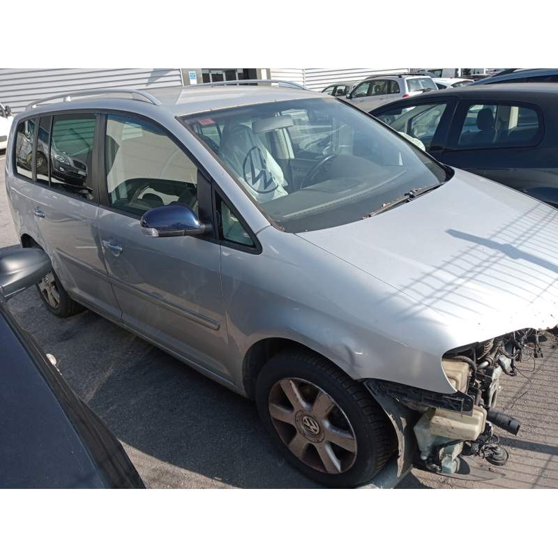 VOLKSWAGEN TOURAN (1T1)