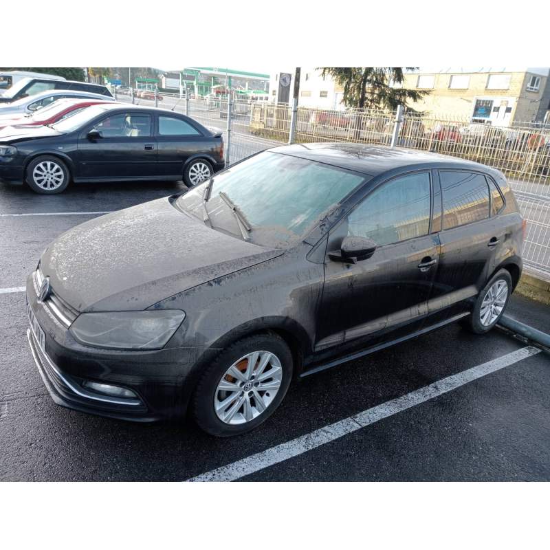 VOLKSWAGEN POLO (6C1)