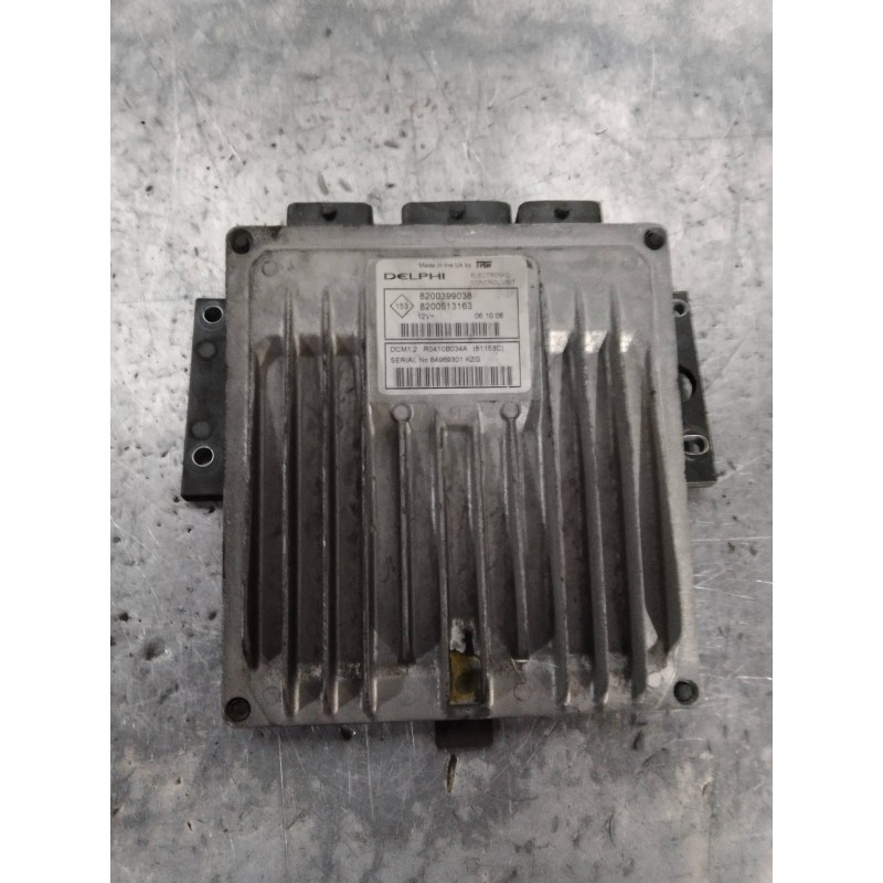 Recambio de centralita motor uce para renault clio iii confort dynamique referencia OEM IAM R0410B034A 8200399038 8200513163 811