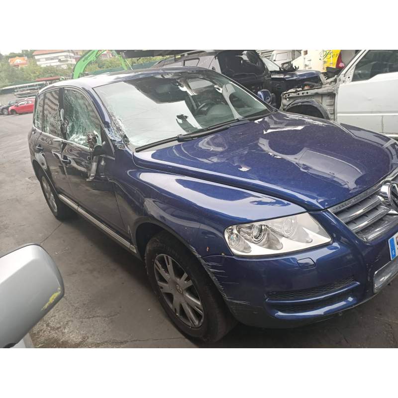 VOLKSWAGEN TOUAREG (7LA)