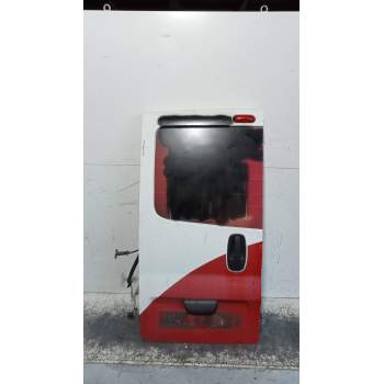 PUERTA TRASERA IZQUIERDA CIEGA 