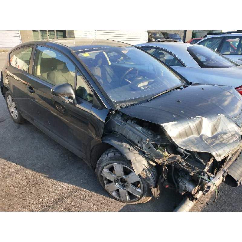CITROËN C4 COUPE